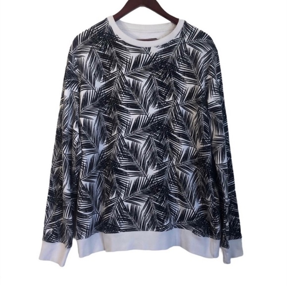 Forever 21 White Black Palm Tree Leaf Patterned Long Sleeve Sweater - Picture 2 of 7